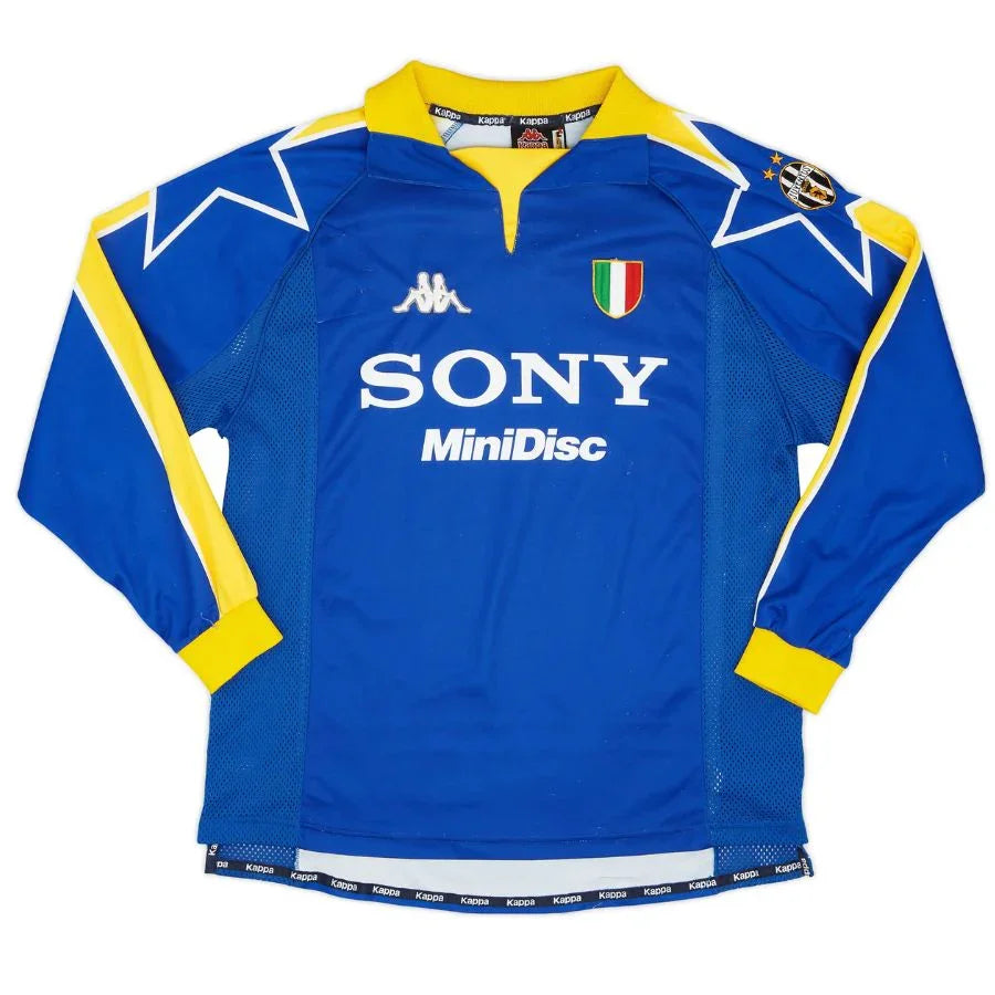 Juventus Away Retro Long Sleeve Jersey 1995/96